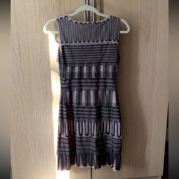 BCBG MaxAzria Black & Mauve Sleeveless Layered Tulle Mini Dress - Picture 3 of 5